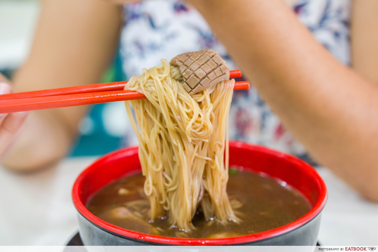 Kembangan food - Seng Kee Black Chicken Herbal Soup