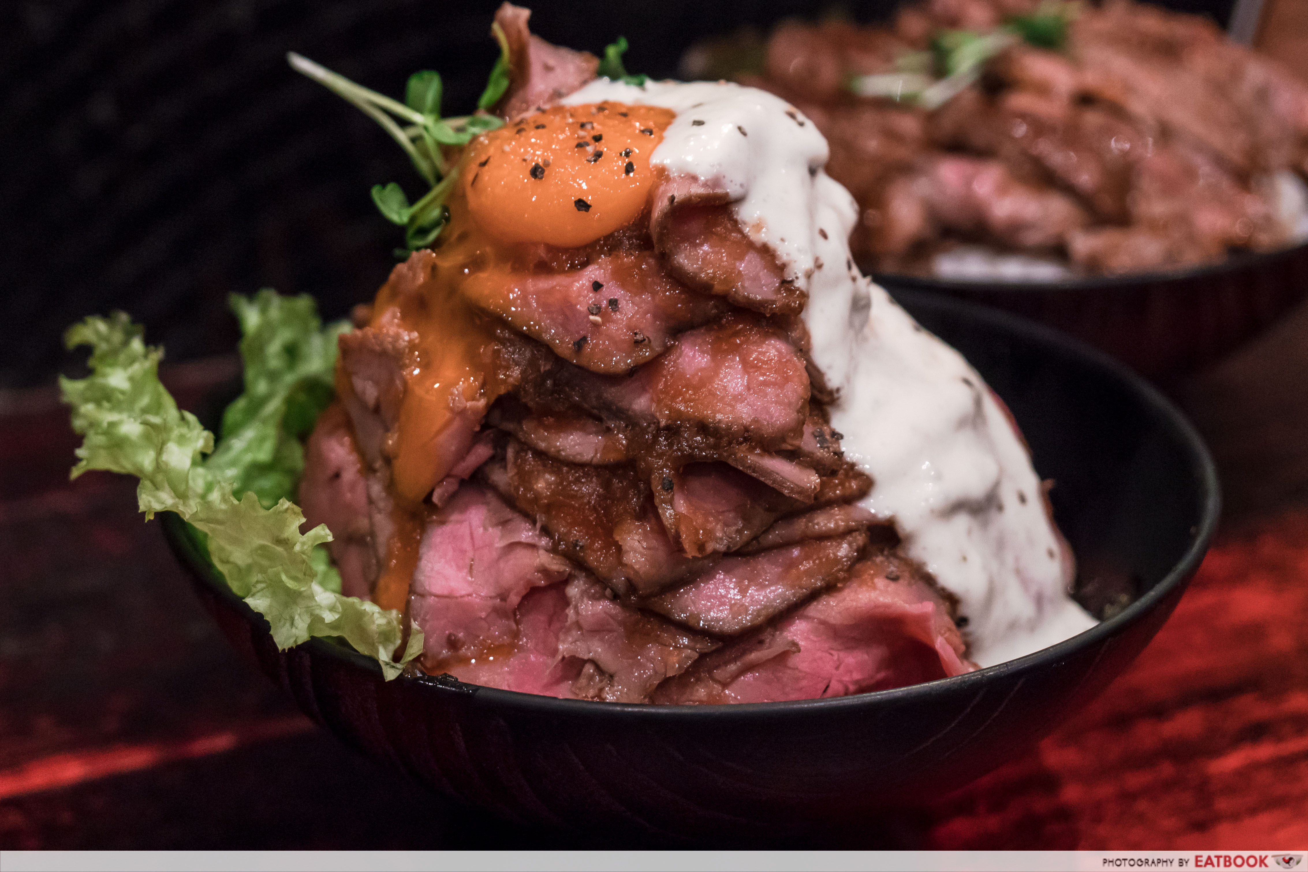 Red Rock - roast beef yogurt sauce