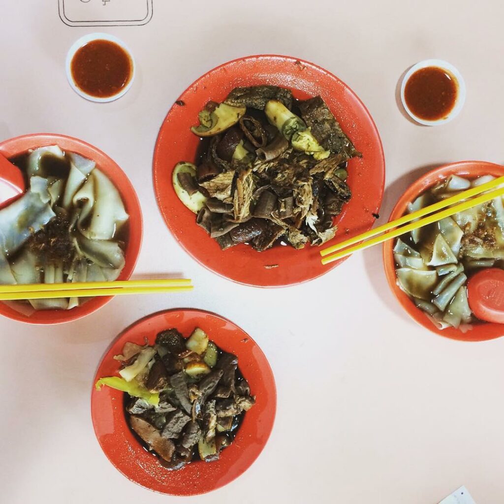 sembawang hills food centre- San Ba Wang Guo Zhi Shu Shi