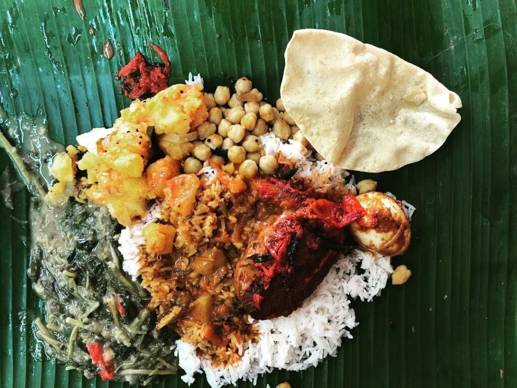 kallang food - imam banana leaf