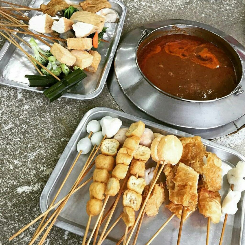 kallang food - satay celup