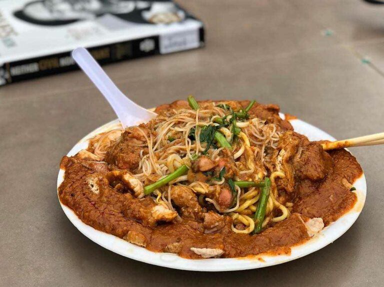 Bedok Food Guide: 26 Places Serving Satay Bee Hoon, Wagyu Don And More ...