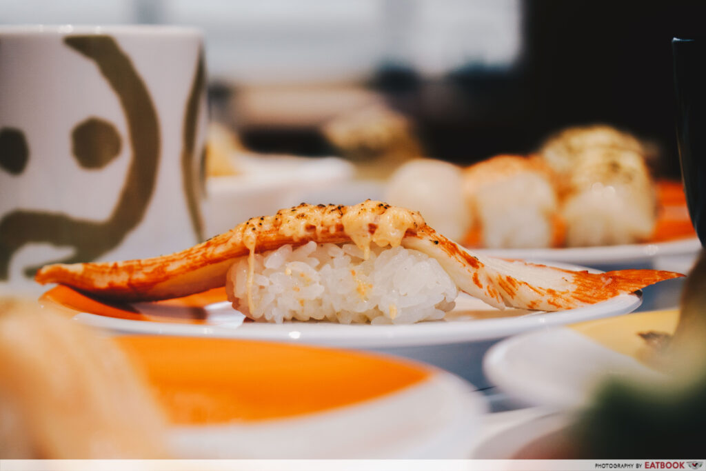 Genki Sushi Bishan Seared Salmon Belly with Black Pepper sideview