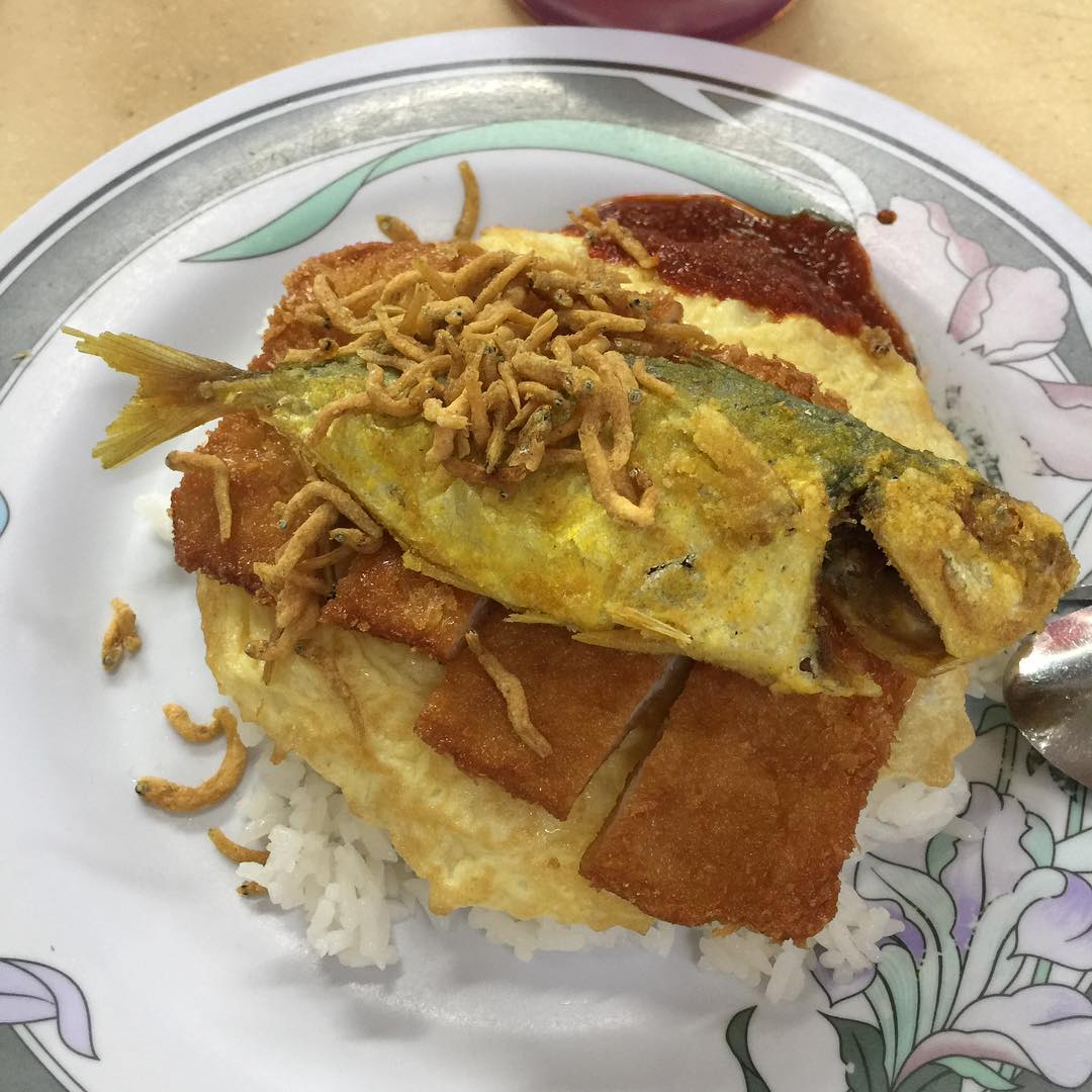 Hainanese Village Food Centre - Yi Liu Xiang Nasi Lemak