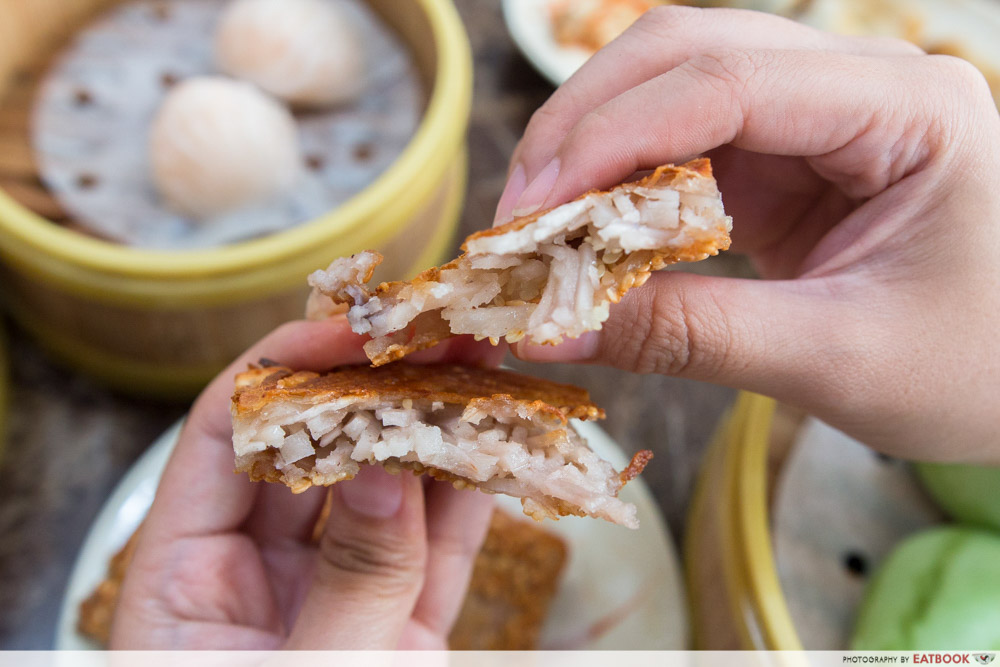 Zi Yean Bistro - Shredded Yam Cake Cross Section