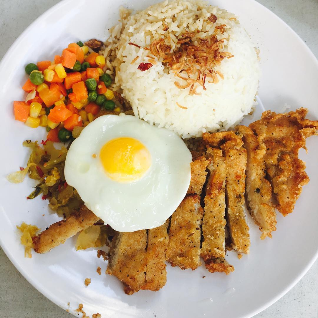 City Hall Food supreme pork chop rice