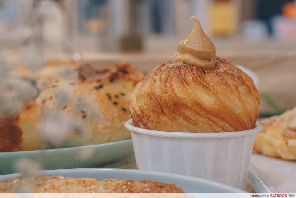 Bakery Brera - Peanut Butter Cruffin