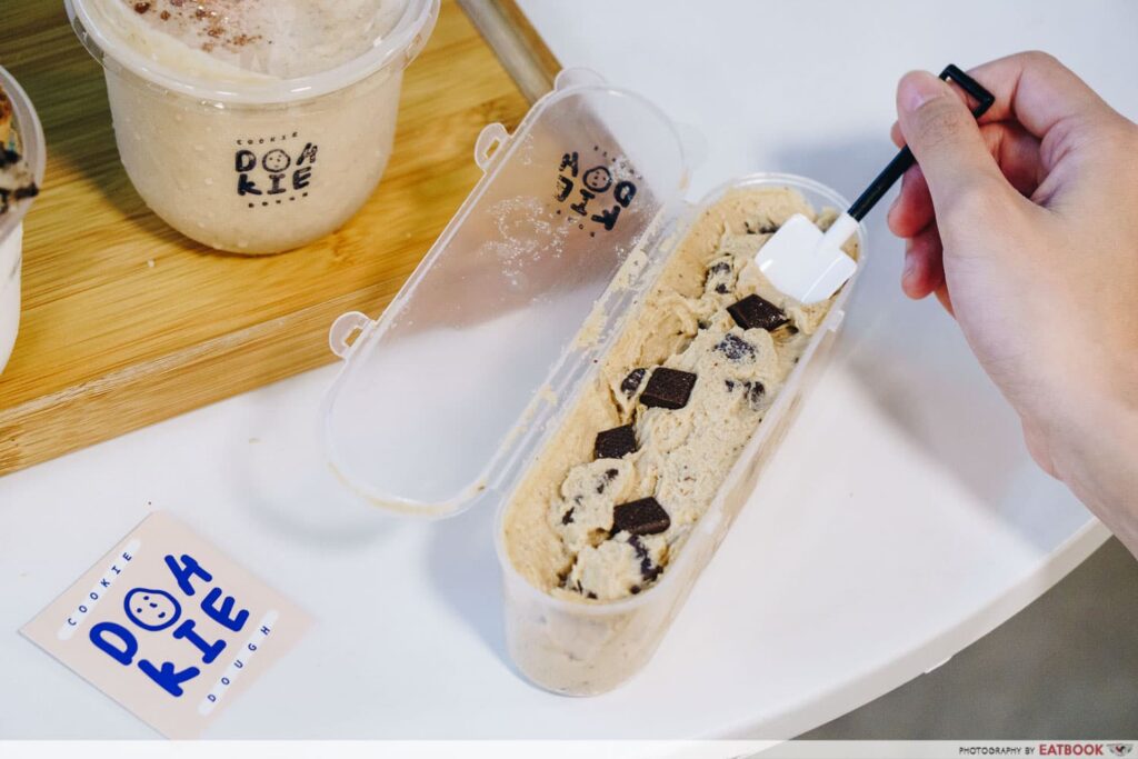 Dohkie Tub of cookie dough