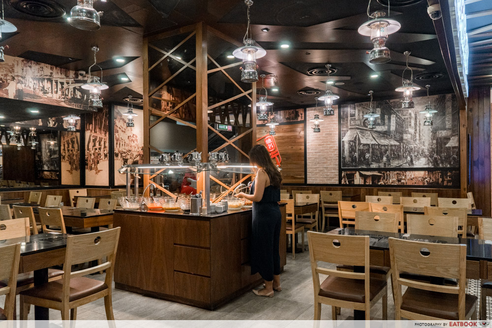 Famous Local Food Stores - Old Street Bak Kut Teh Ambience