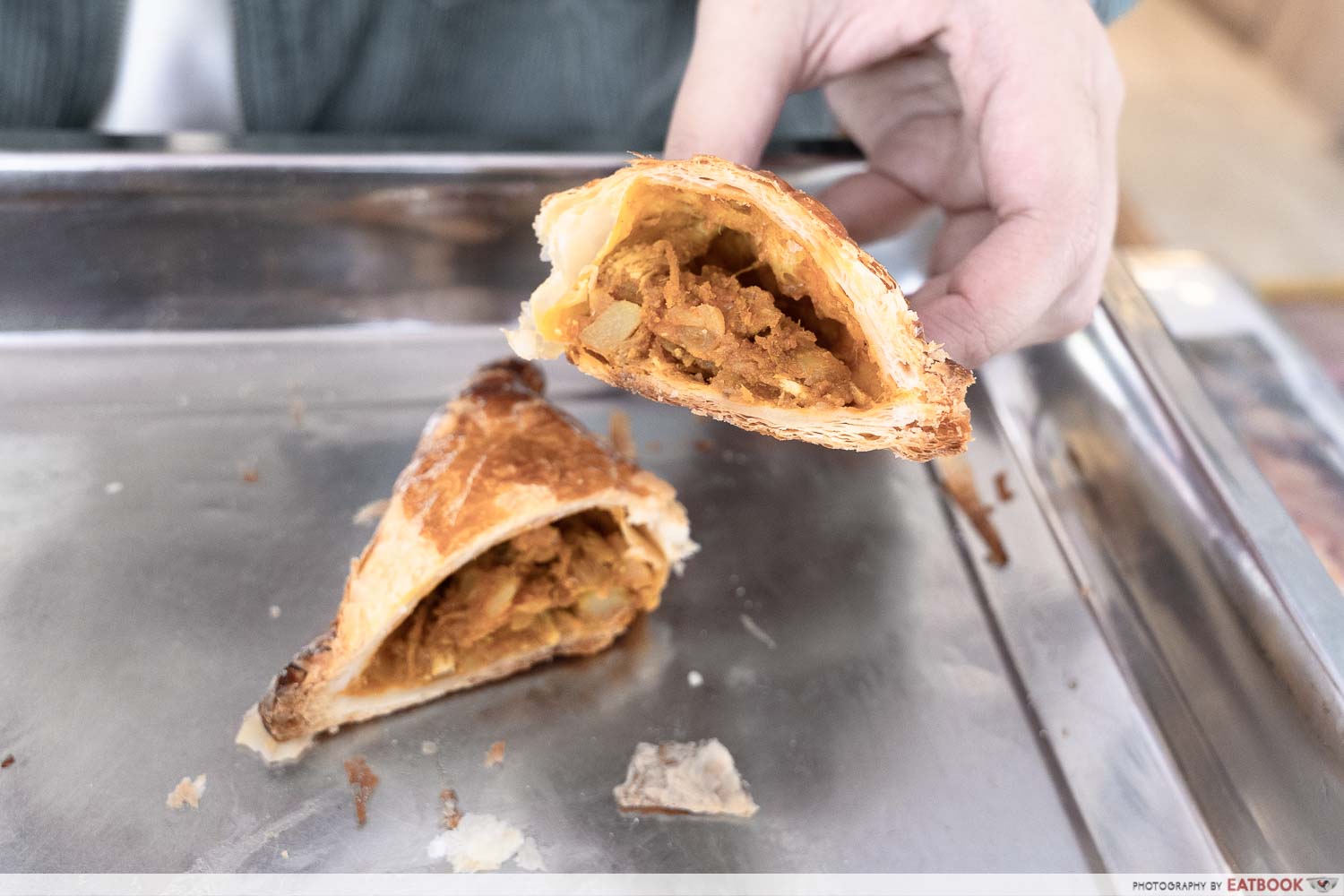 bakery-brera-and-fine-foods-curry-puff-pastry-interaction-cross-section