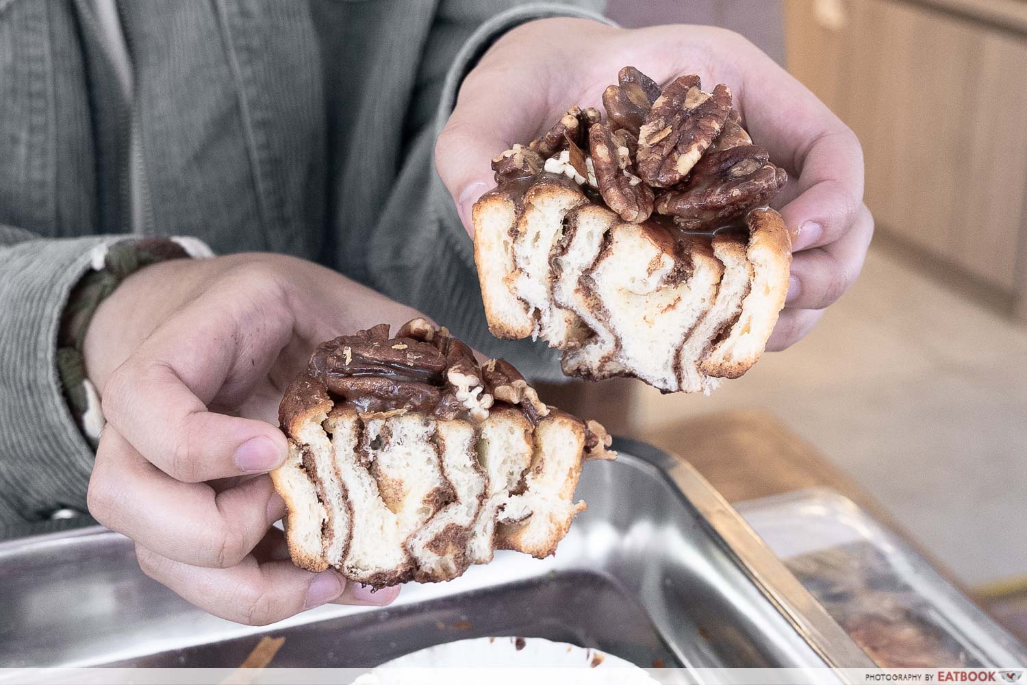 bakery-brera-and-fine-foods-sticky-bun-with-pecans-interaction-cross-section