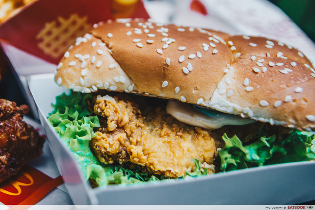 Har-Cheong-Gai-Burger-Close-Up-Shot