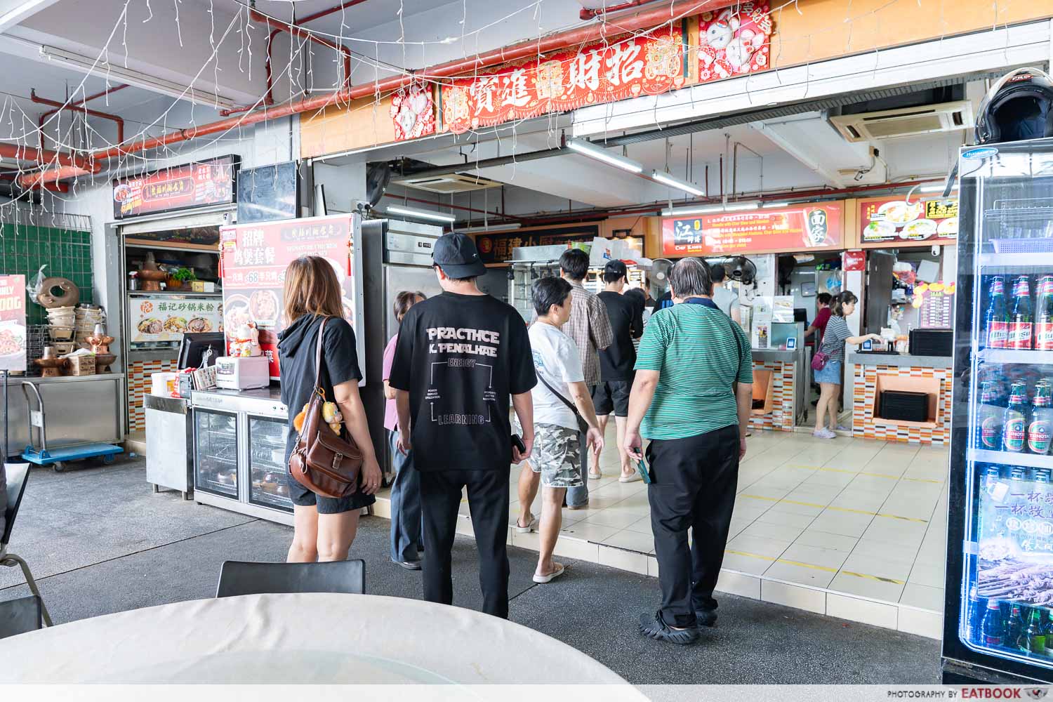 chef-kangs-noodle-house-queue