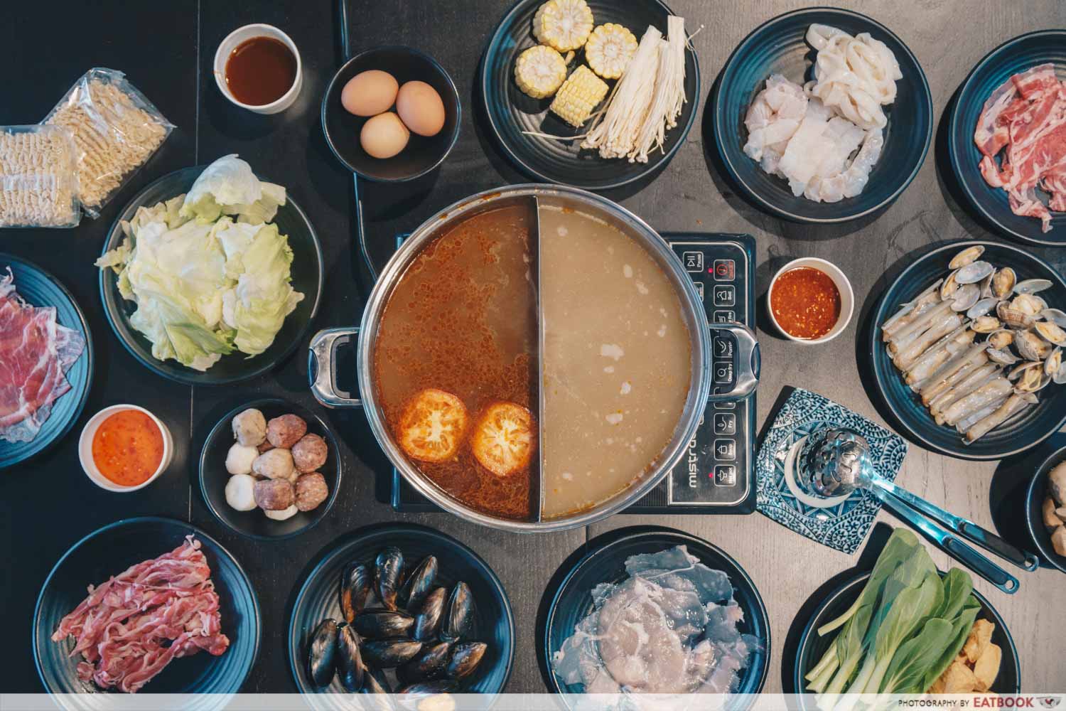 Kazan Steamboat - flatlay