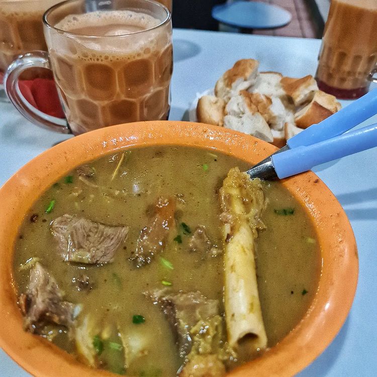 a rashid khan - ayer rajah food centre