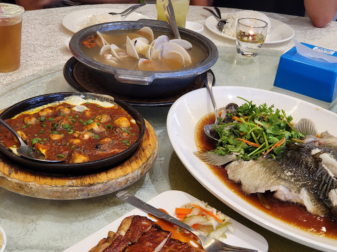 johor-bahru-seafood-restaurants-yi-jia-seafood-flatlay