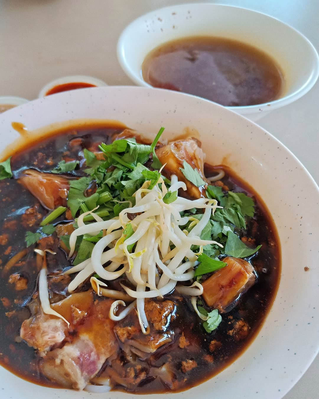 popular hawker stalls hwa heng beef noodle