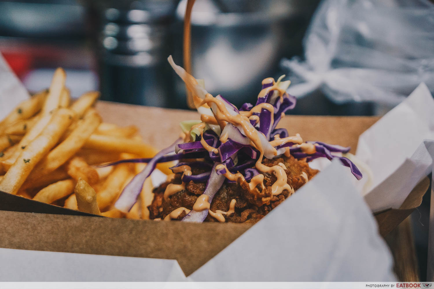 Hammee's fried chicken burger slaw