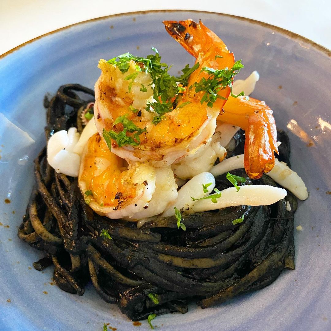 da luca italian restaurant - squid ink pasta