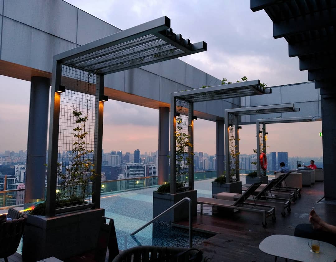 10 Rooftop Restaurants Under $30++ For The Perfect Date Night With Bae