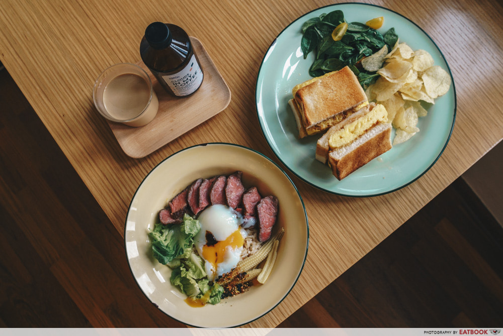 Minimalist Cafes - Grids and Circles Wagyu Beef Bowl