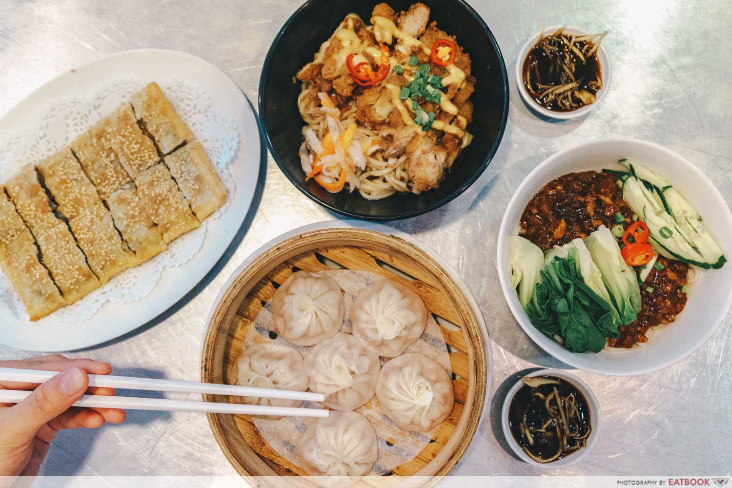 Hua Yi Kitchen - Flatlay