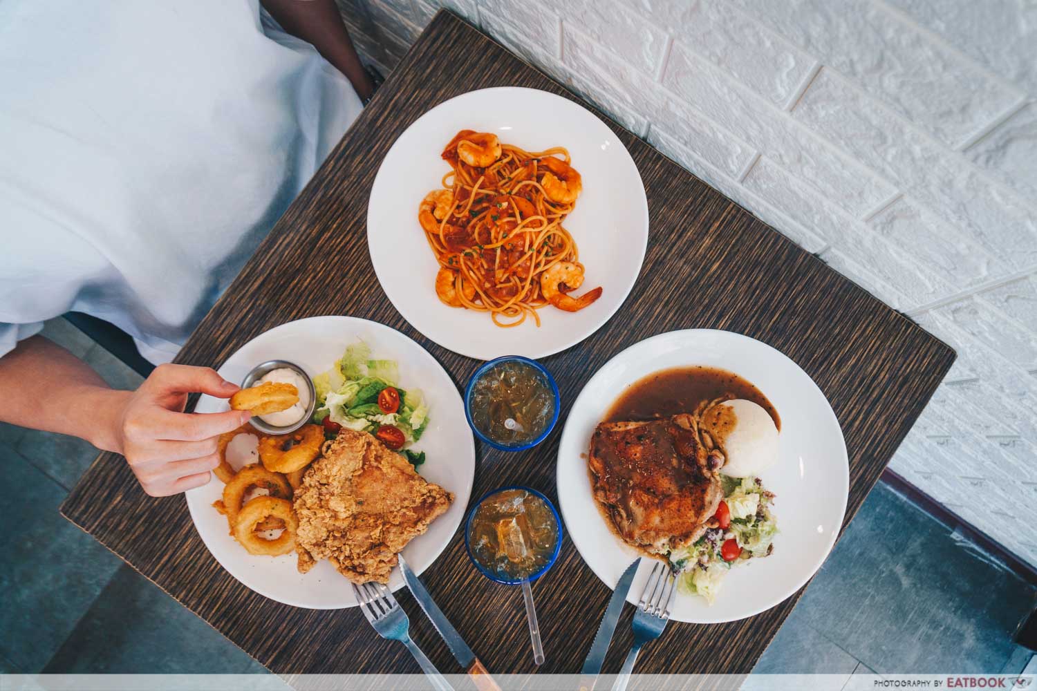 Nineties Pasta and Grill - flatlay