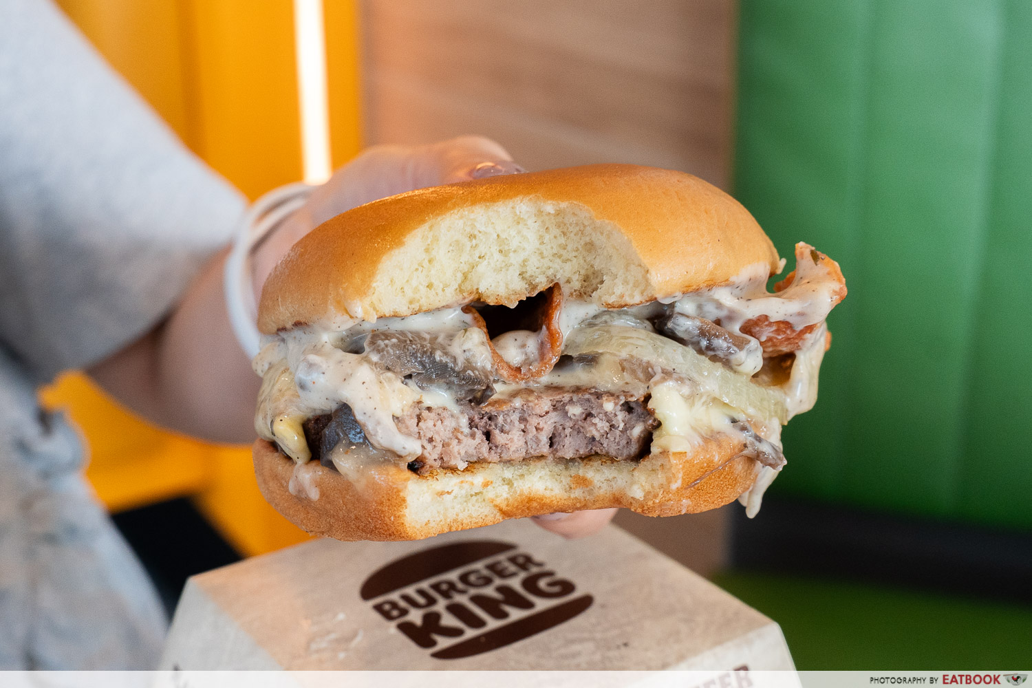burger king truffle deluxe angus beef