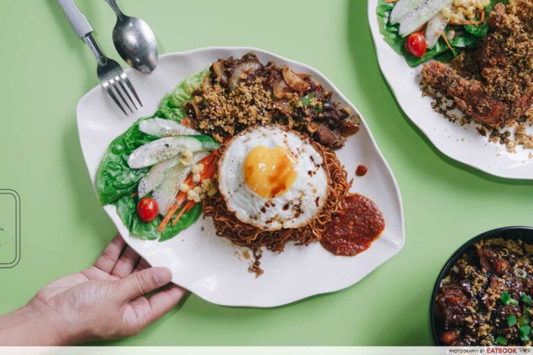 Rayyan's Waroeng Upnormal Review: Ayam Penyet and Balinese Donburi at ...