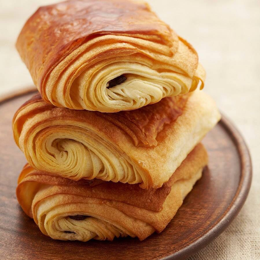 tiong bahru bakery pain au chocolat