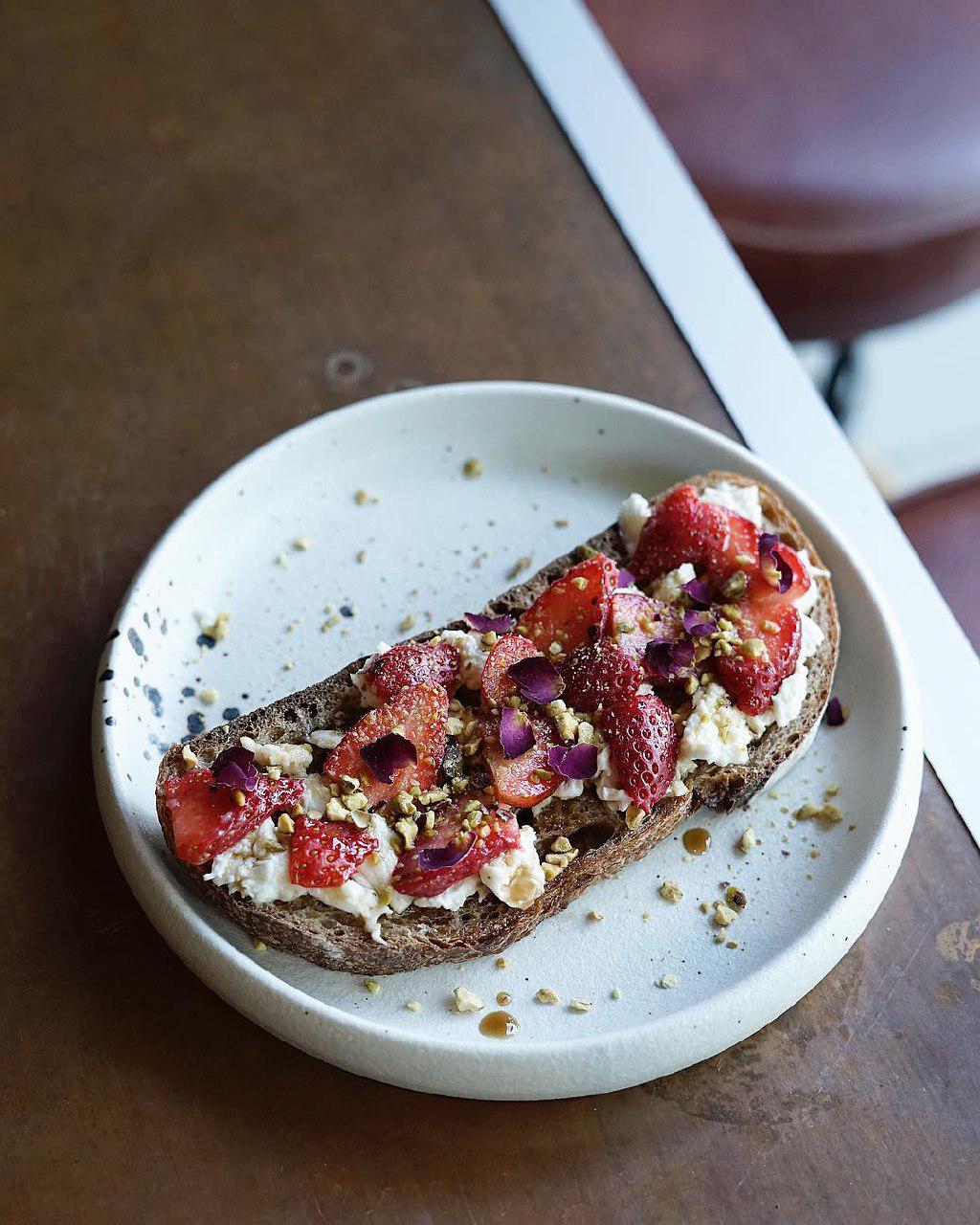 KL Cafes - Transparent Coffee Sourdough