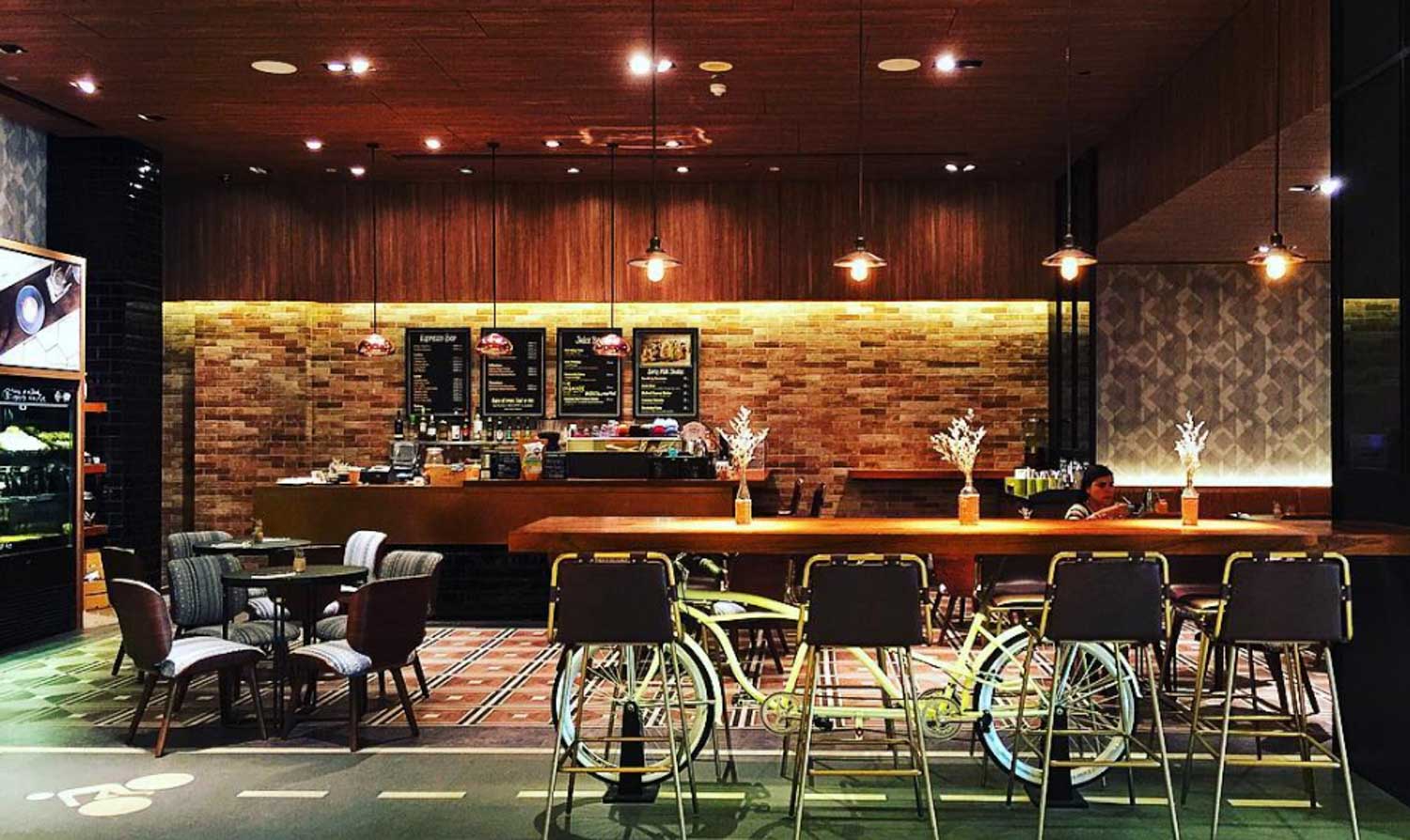 8 Late-Night Cafes That Open Past 11pm For That Midnight Coffee Run