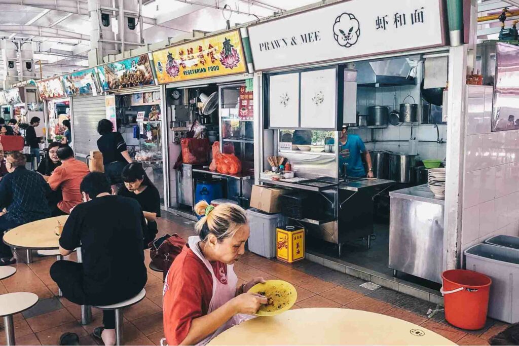 Prawn & Mee ambience