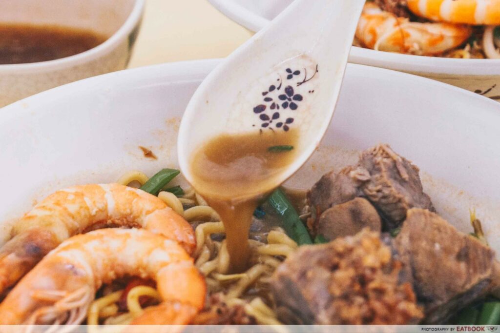 Prawn & Mee prawn noodle soup