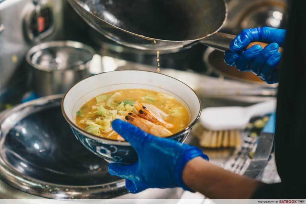 Hang & Eat: Paradise Dynasty and Le Shrimp Ramen Bring a Taste of Singapore  to SoCal