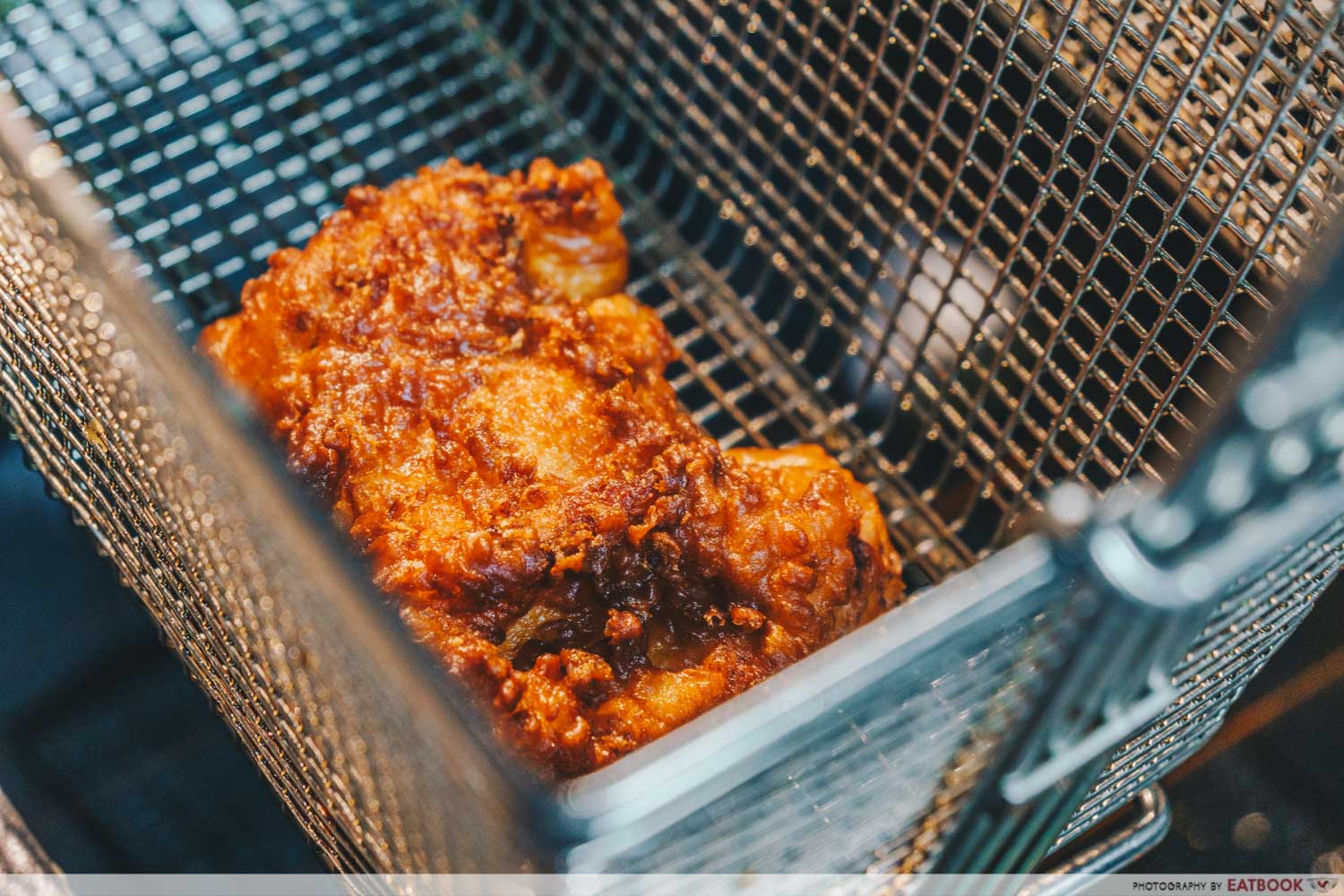 sando karaage sando chicken frying