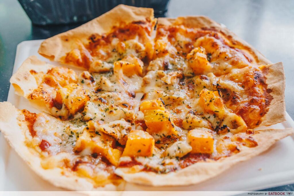 ButterNut - Butternut chicken pizza wide