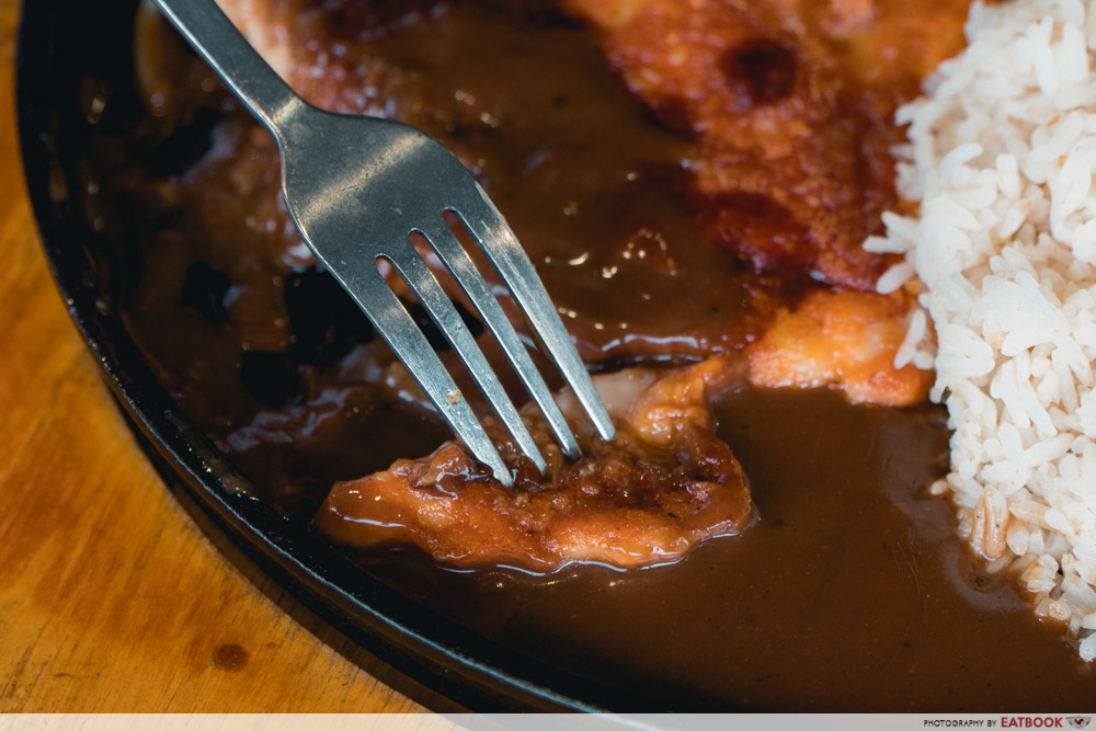 Daburu - chicken chop in sauce