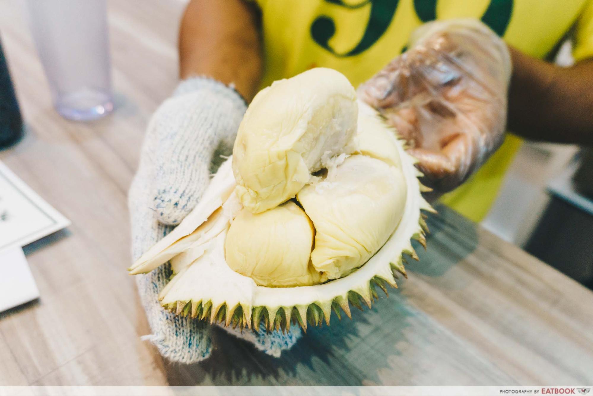 Durian Omakase - Cat Eye