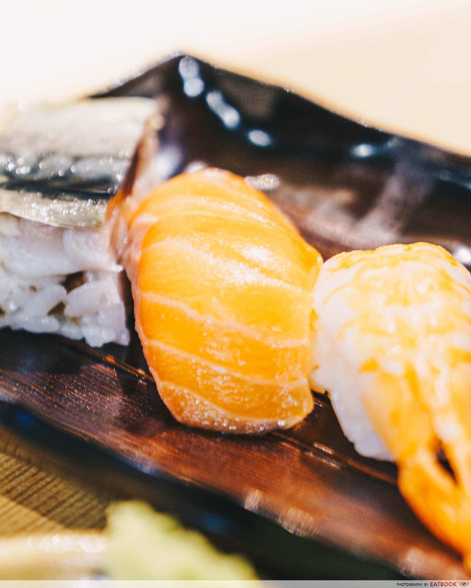 Gochi - salmon nigiri 