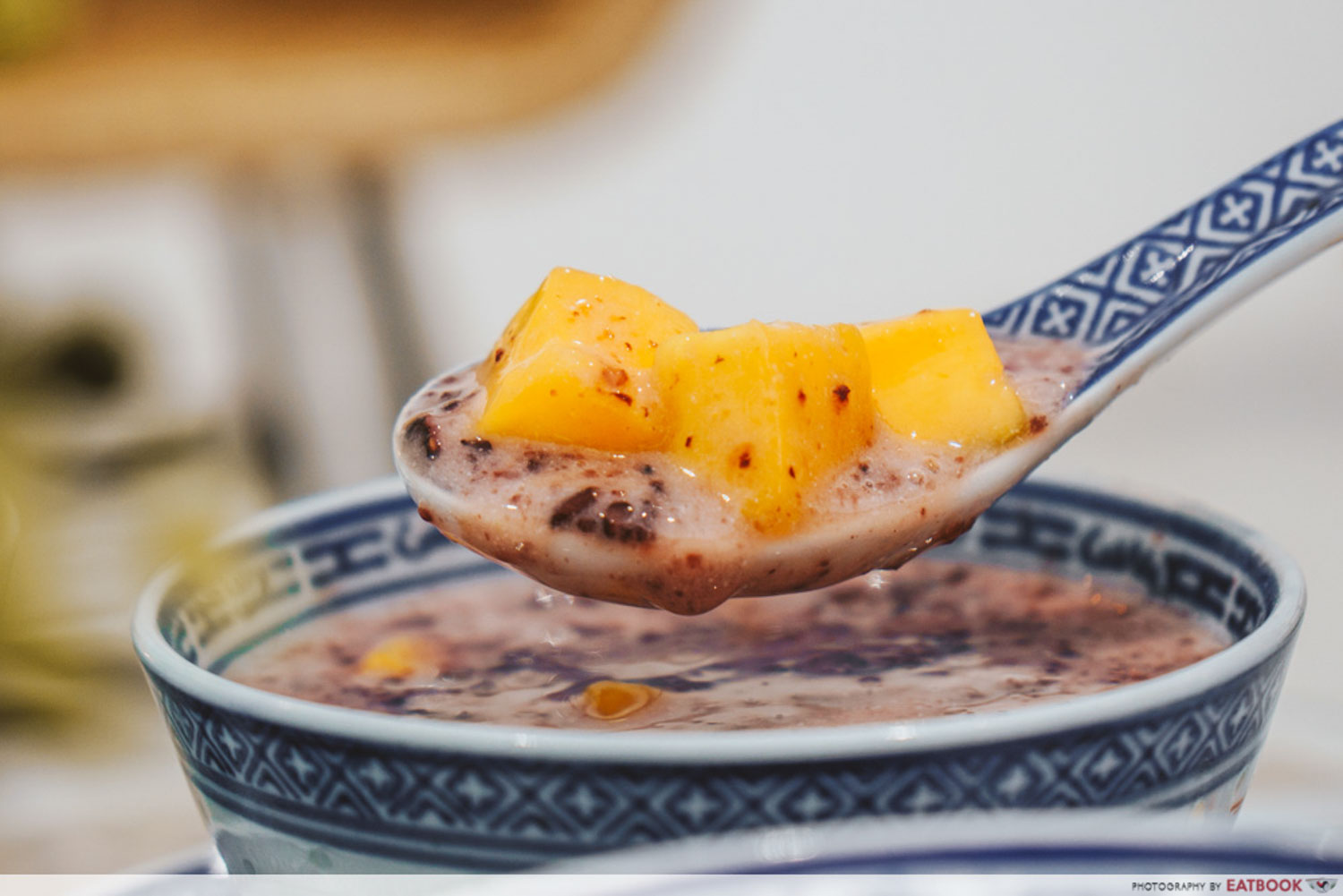 Jin Yu Man Tang Dessert Shop - Diced Mango Closeup