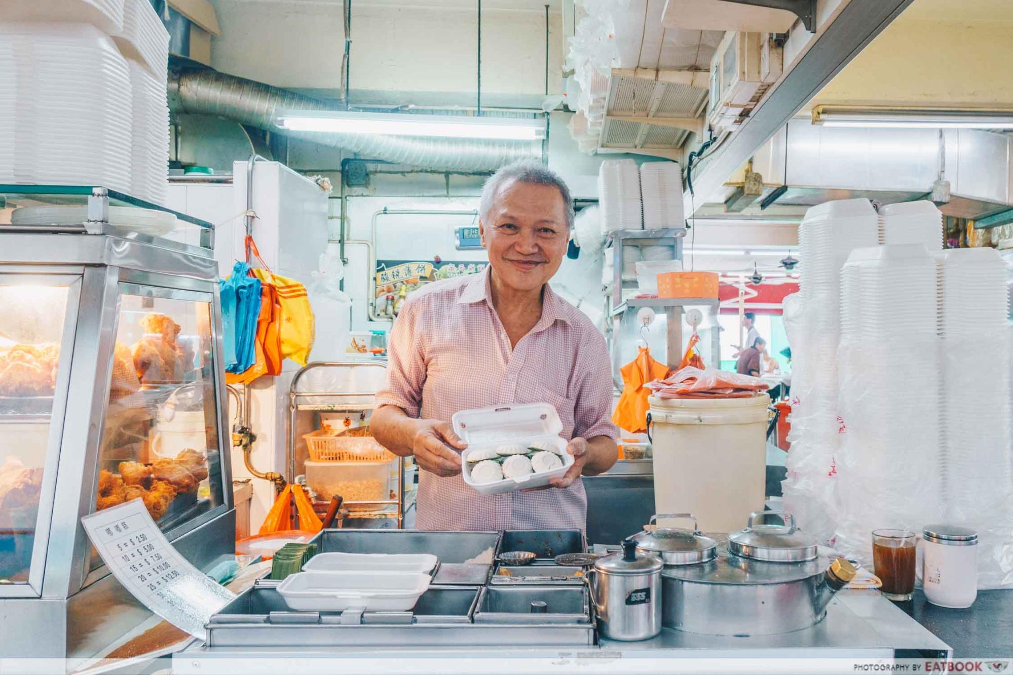 Mr-Ho-Tutu-Kueh-with-tutu.jpg