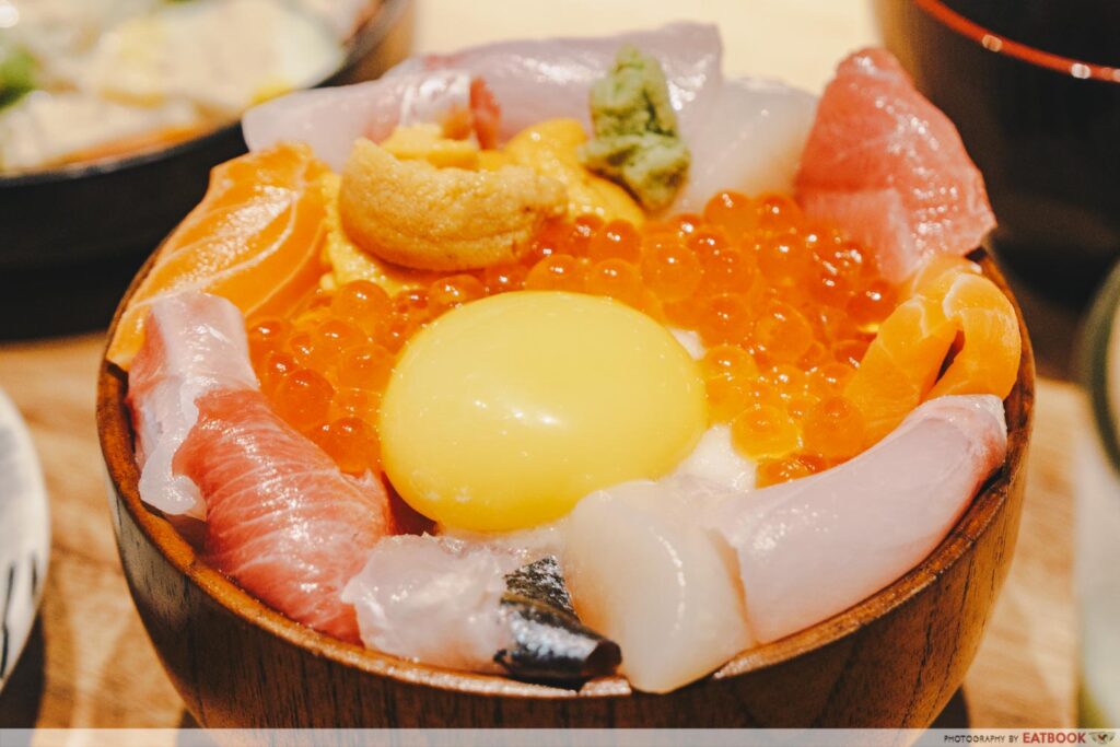 overflowing chirashi don