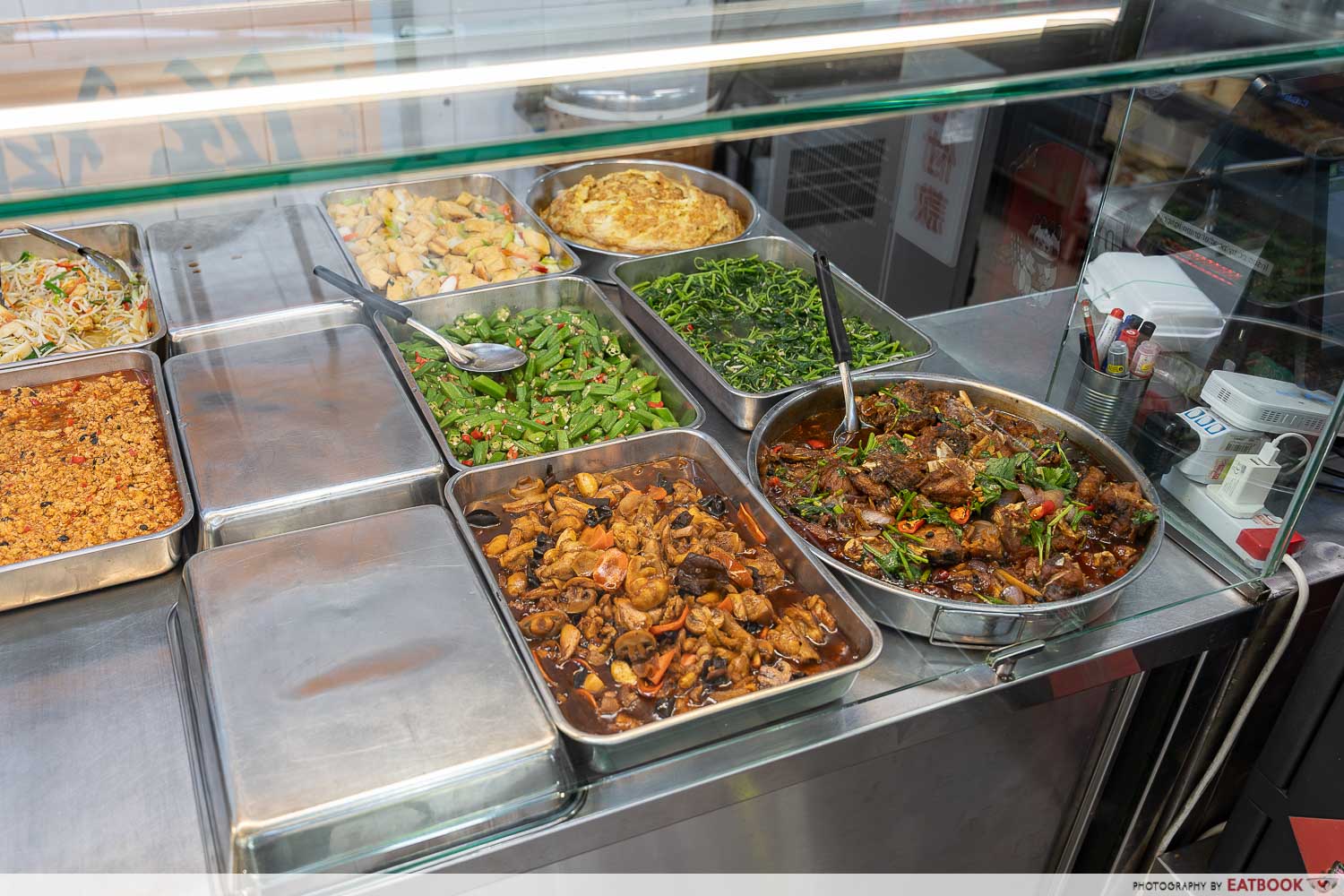 white-house-teochew-porridge-spread