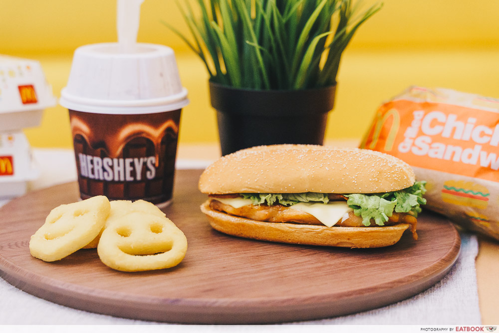 McDonald s Has A New Grilled Chicken Sandwich With Chicken Bacon And Cheese EatBook Local Singapore Food Guide And Review Site