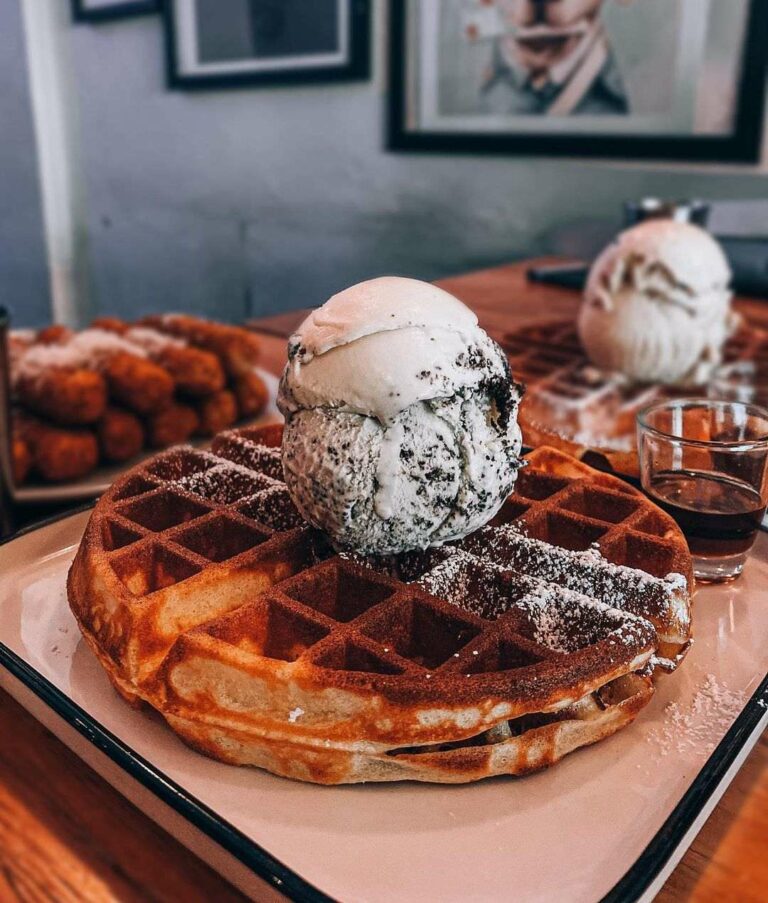 12 LateNight Dessert Places That Close After 11pm For Muah Chee Gelato