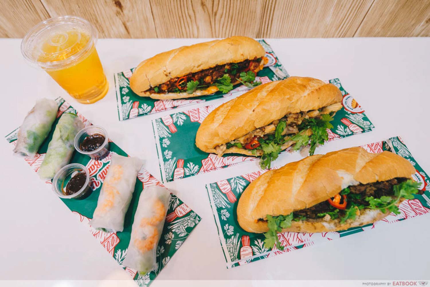 Banh You, Banh Mi -flatlay