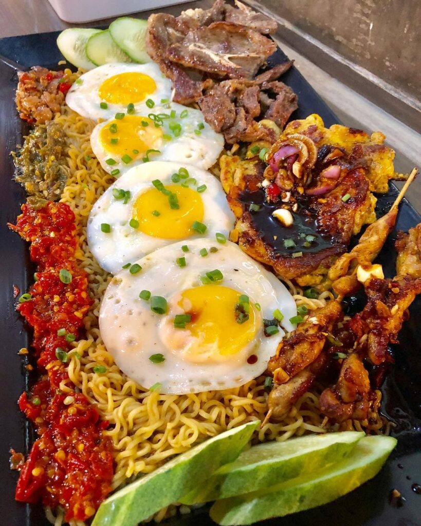 Indobowl indomie cafe platter