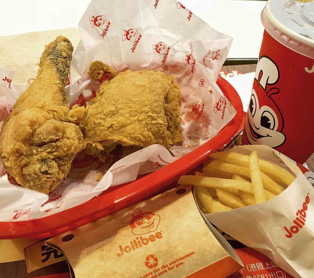 Jollibee Suntec City set