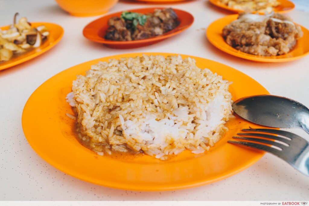 Tian Tian Hainanese Curry Rice Review: Famous Redhill Hawker Stall That ...